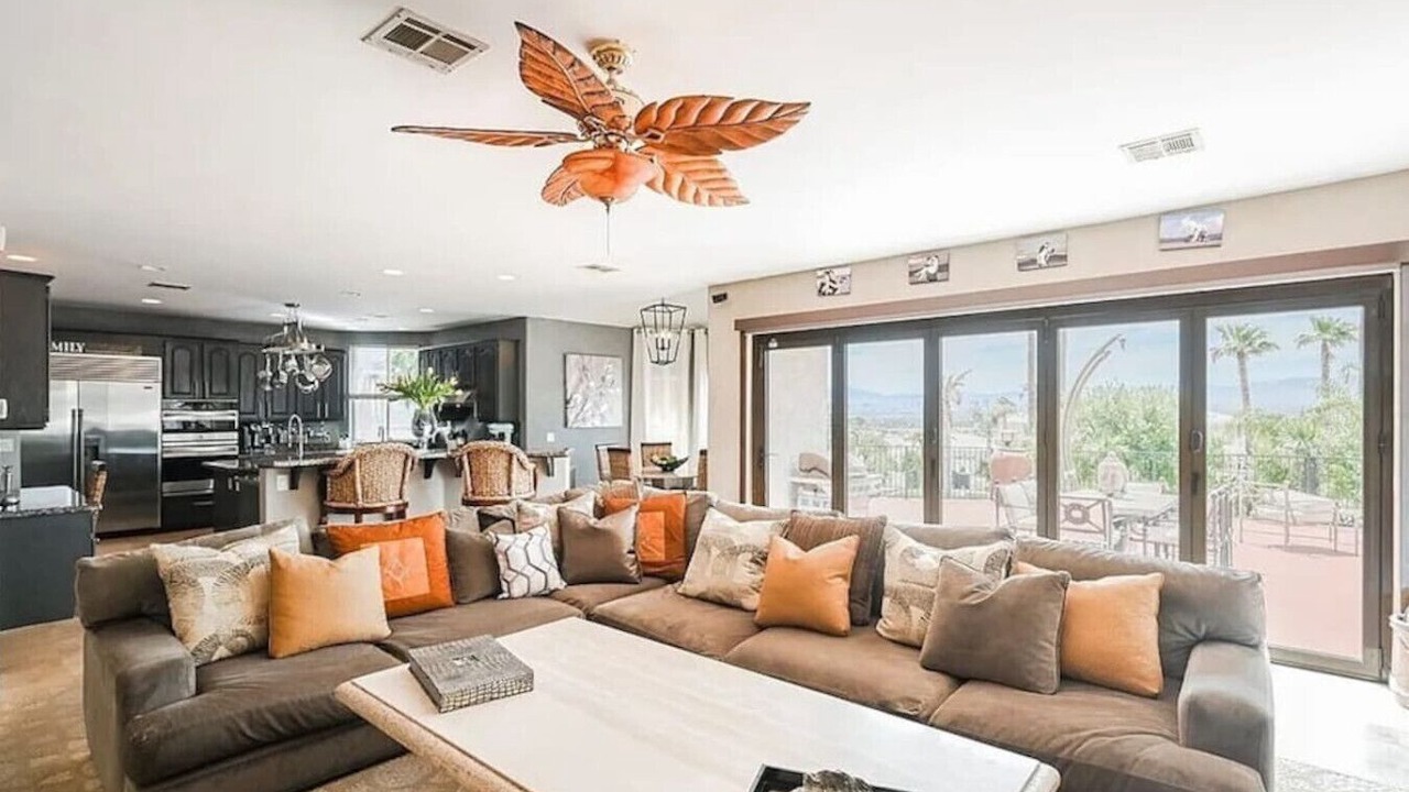 Photo of Livingroom in Sunrise Manor