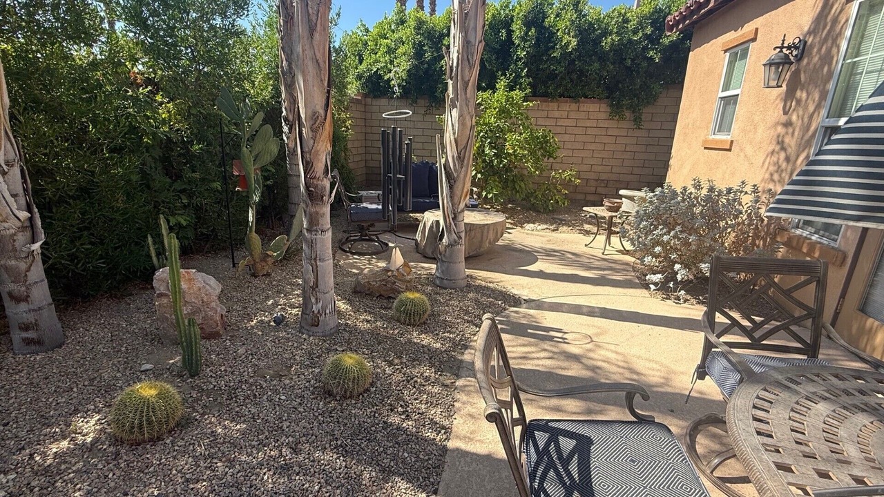Photo of Patio Balcony in Araby