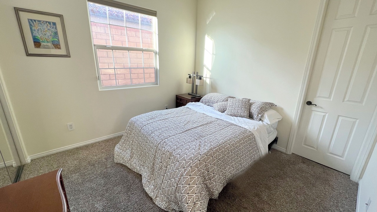 Photo of Bedroom in Araby
