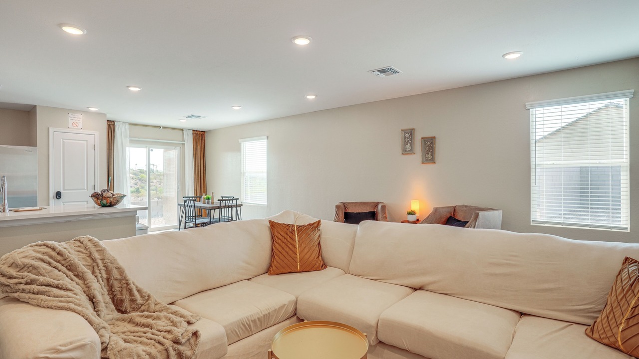 Photo of Livingroom in Wickenburg