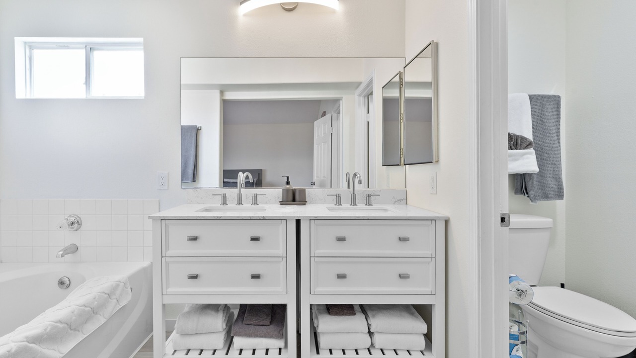Photo of Bathroom in North Las Vegas