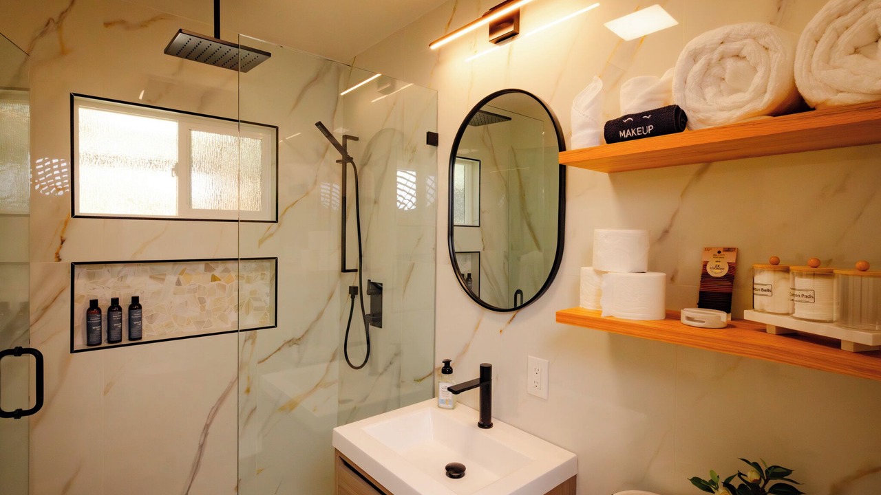 Photo of Bathroom in Winter Gardens
