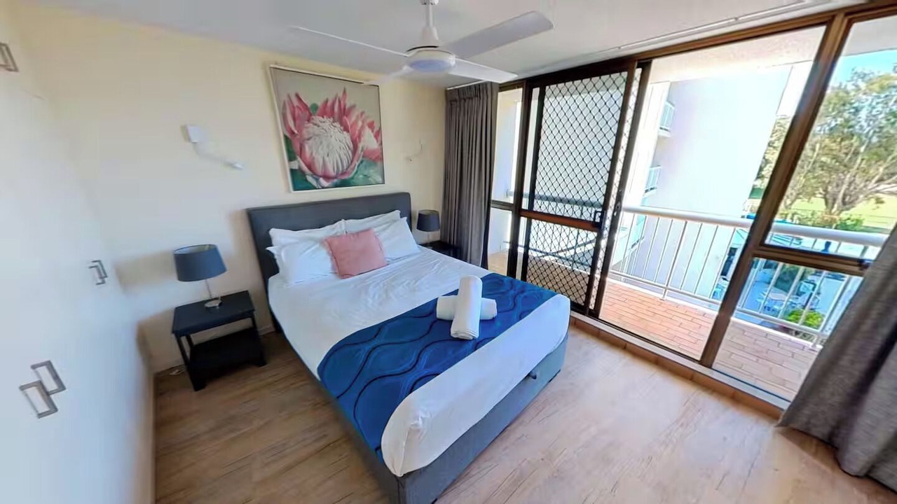 Photo of Bedroom in Golden Beach