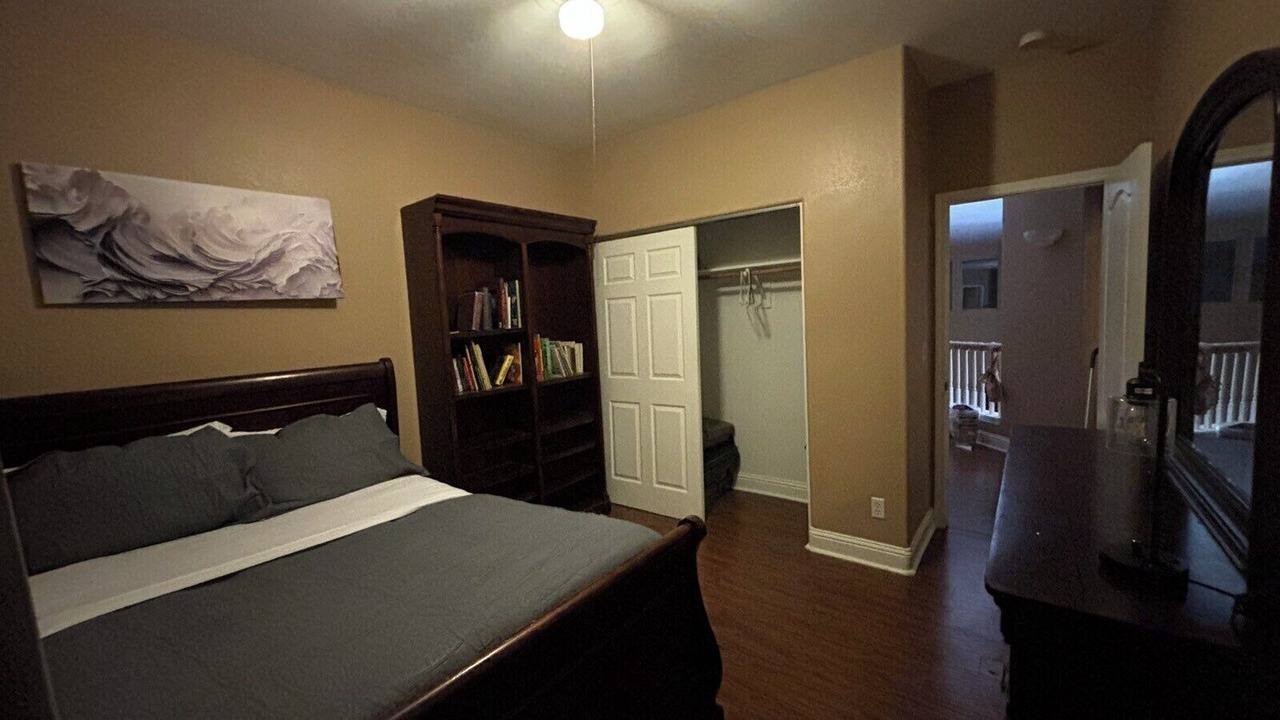 Photo of Bedroom in Raisin