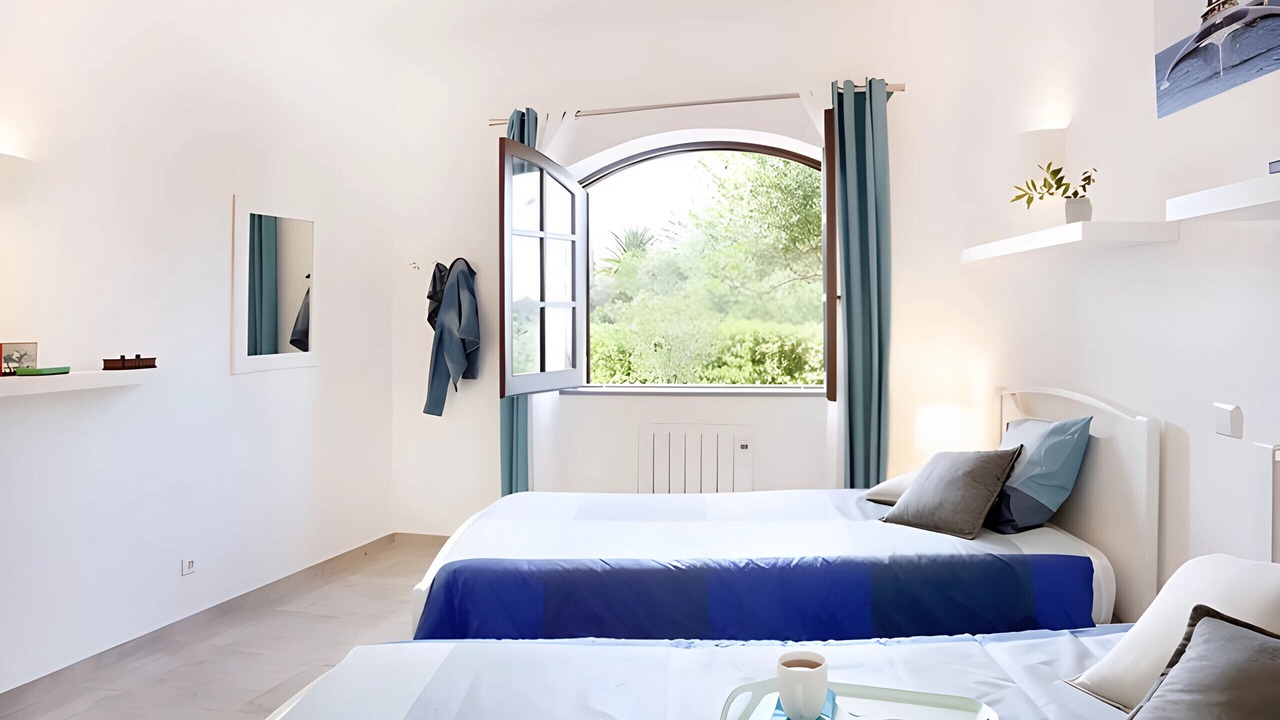 Photo of Bedroom in Albardeira