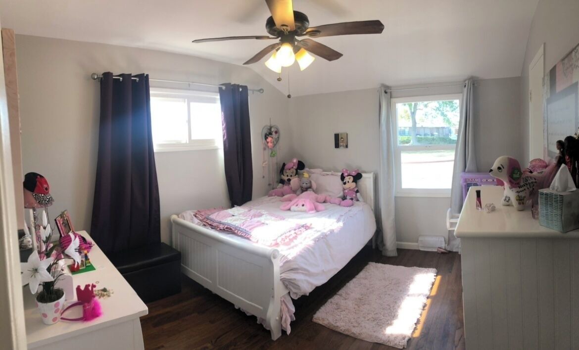 Photo of Bedroom in Allied Gardens