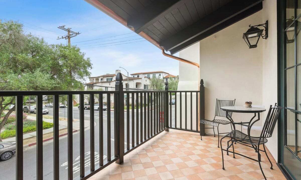 Photo of Patio Balcony in Laguna