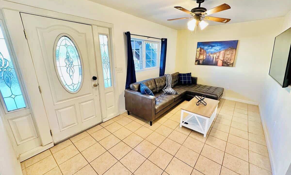Photo of Livingroom in Northeast Reno