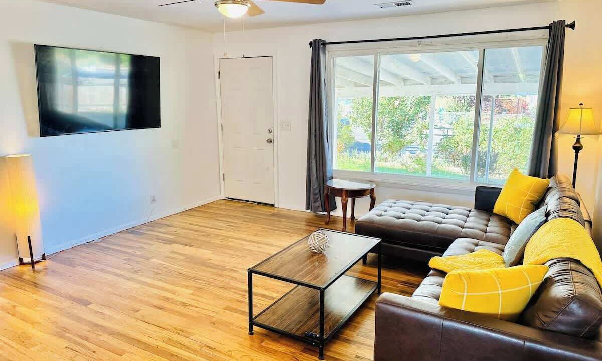 Photo of Livingroom in Northeast Reno