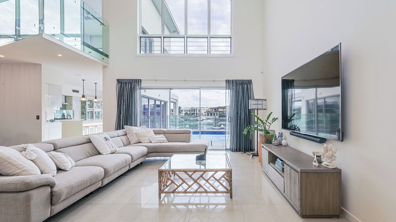 Photo of Livingroom in Broadbeach Waters