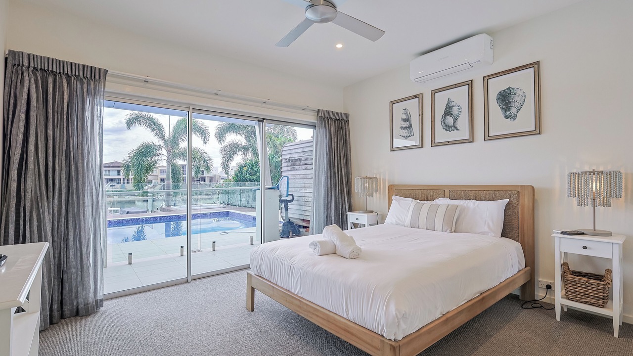Photo of Bedroom in Broadbeach Waters