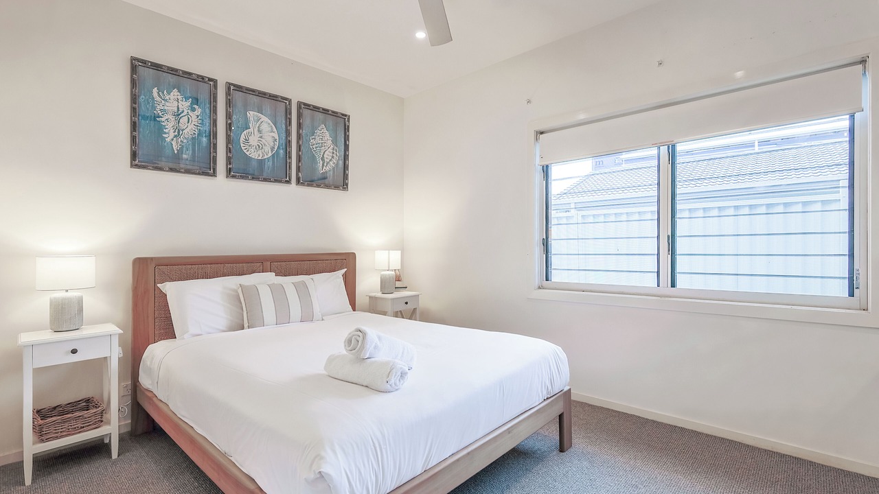 Photo of Bedroom in Broadbeach Waters