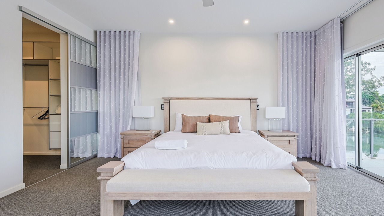 Photo of Bedroom in Broadbeach Waters