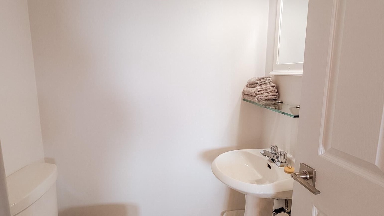 Photo of Bathroom in Ucluelet
