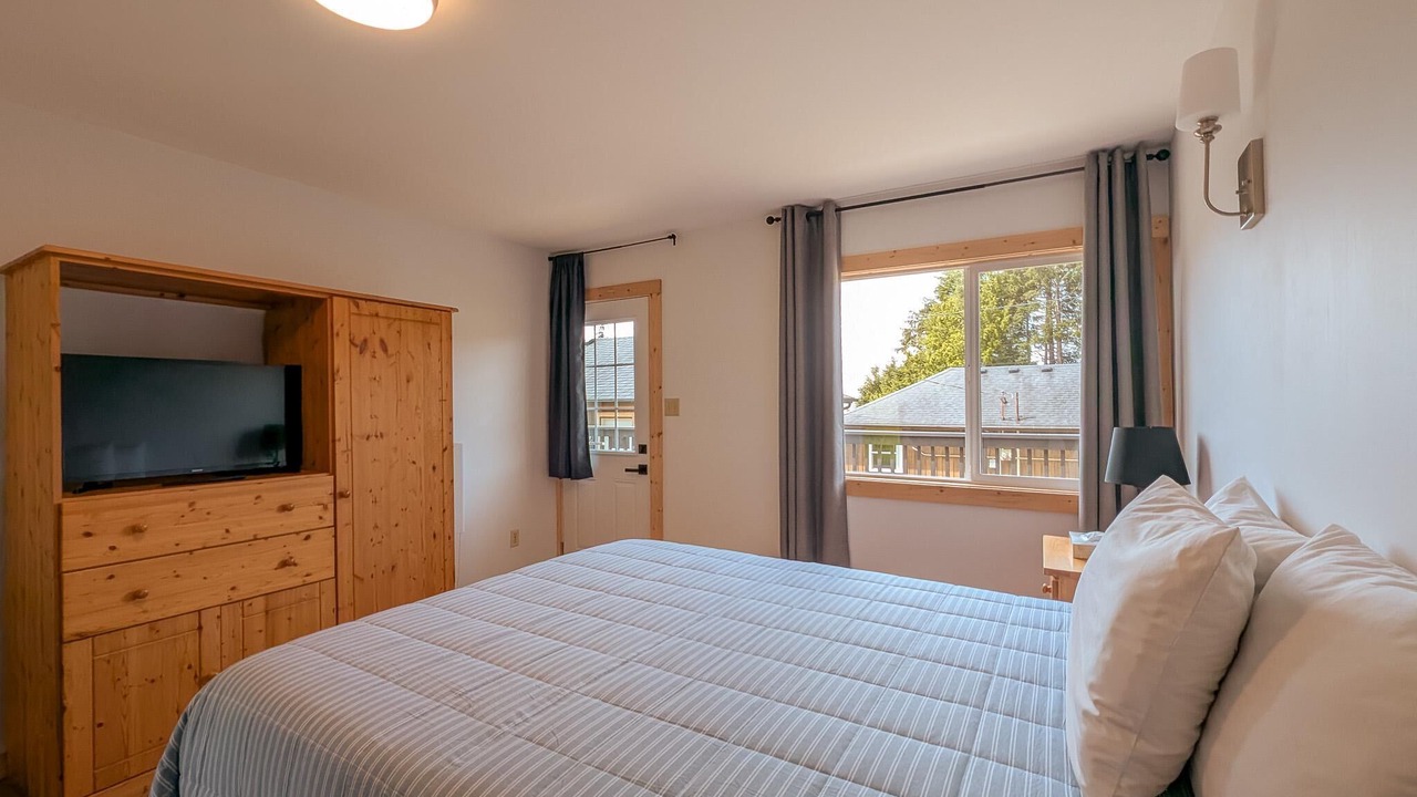 Photo of Bedroom in Ucluelet