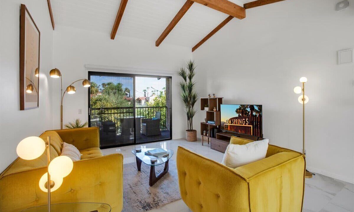 Photo of Livingroom in Sunrise Vista Chino