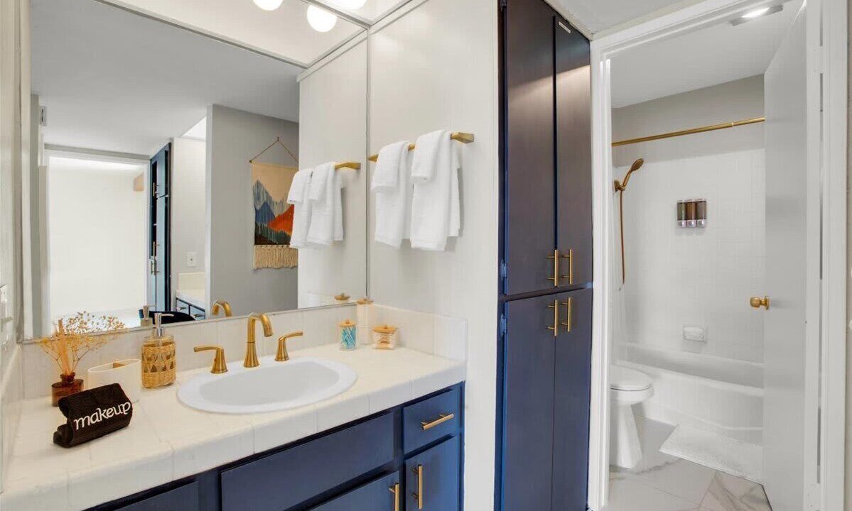 Photo of Bathroom in Sunrise Vista Chino