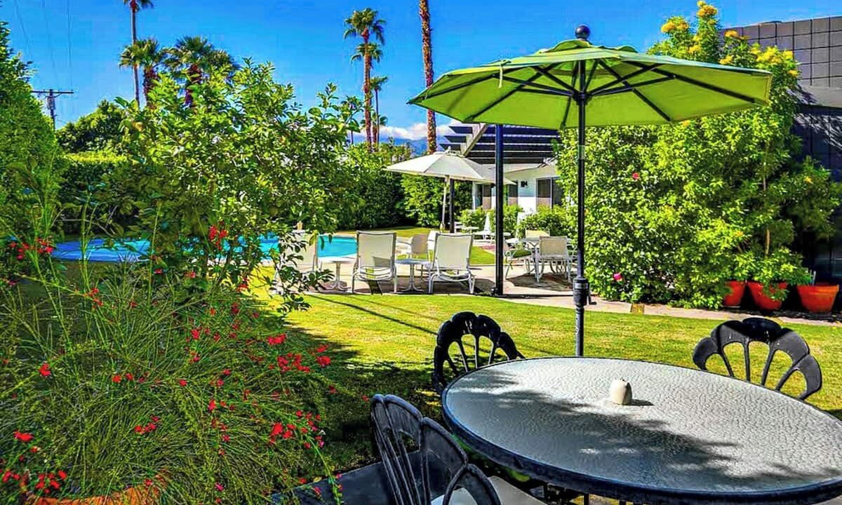 Photo of Outdoor in Sunmor
