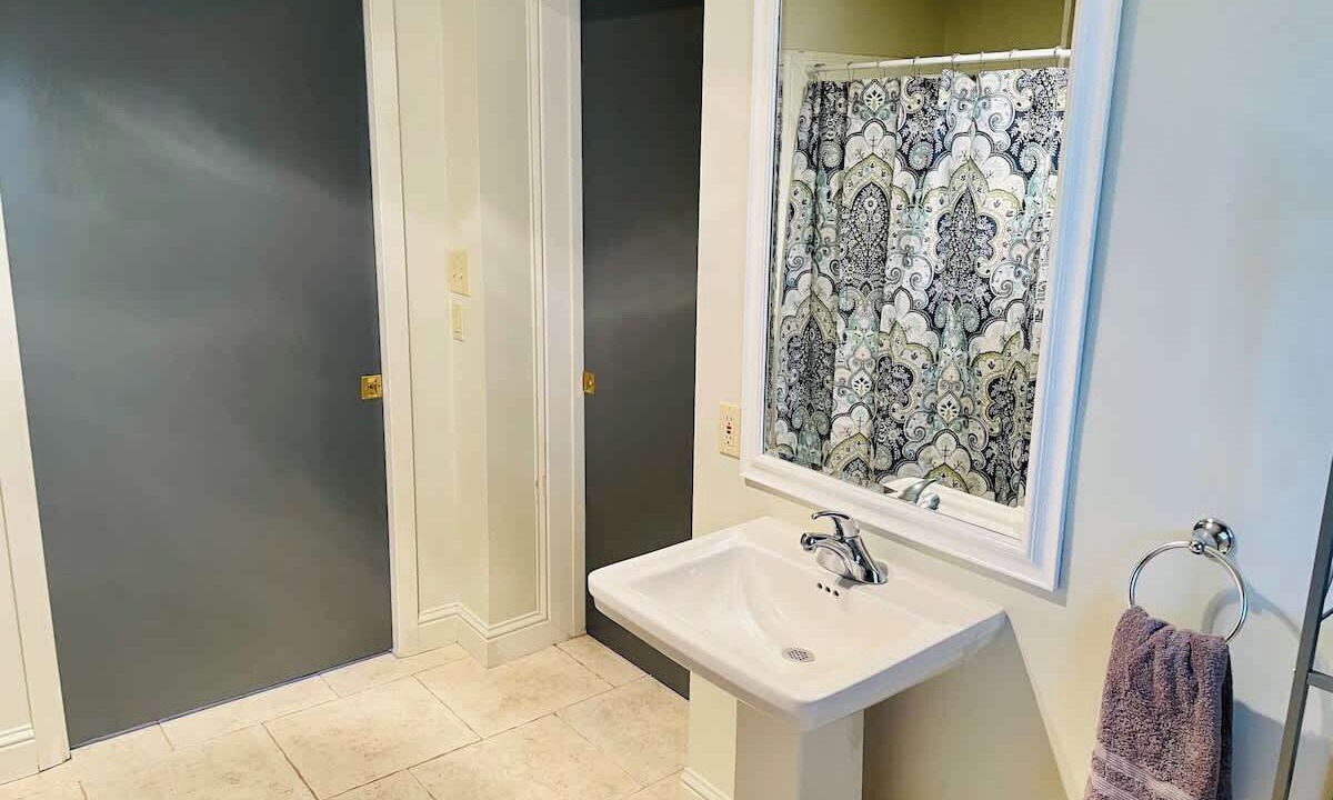 Photo of Bathroom in Reno/Tahoe Airport