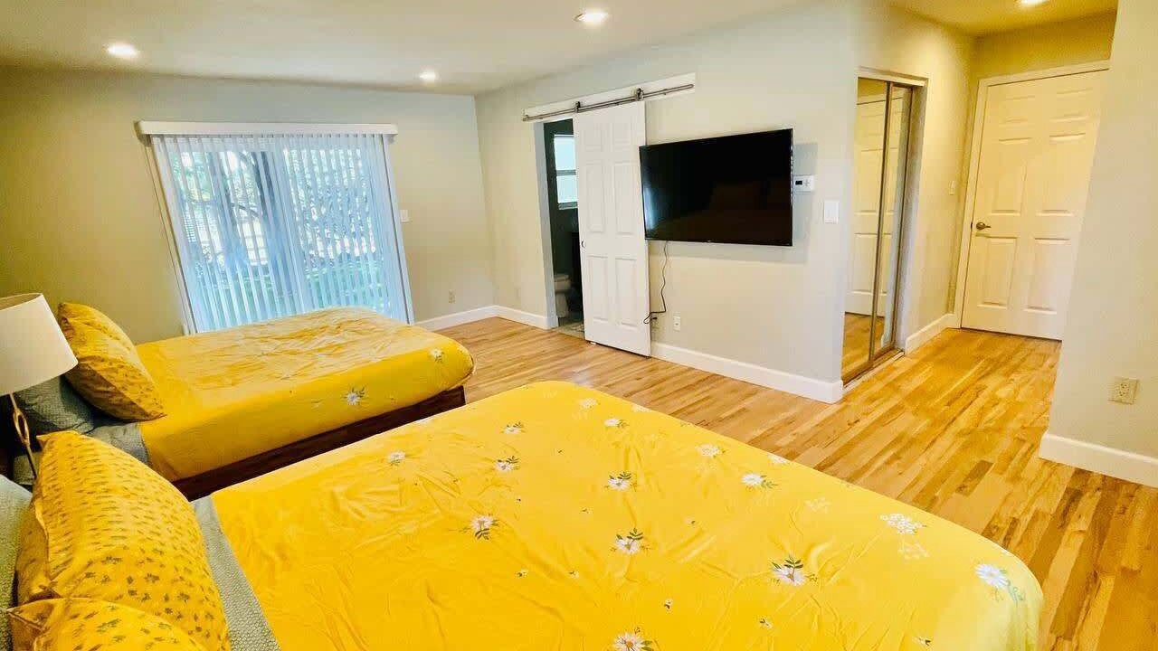 Photo of Bedroom in Reno/Tahoe Airport