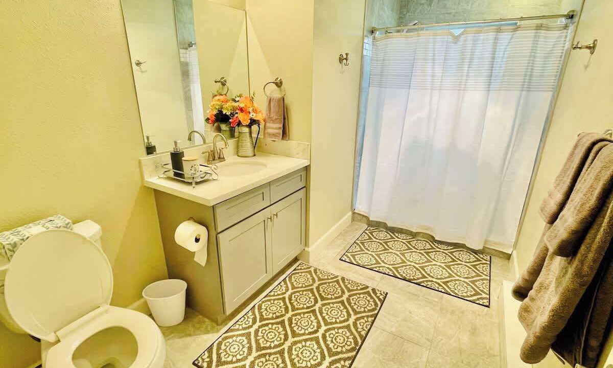 Photo of Bathroom in Reno/Tahoe Airport