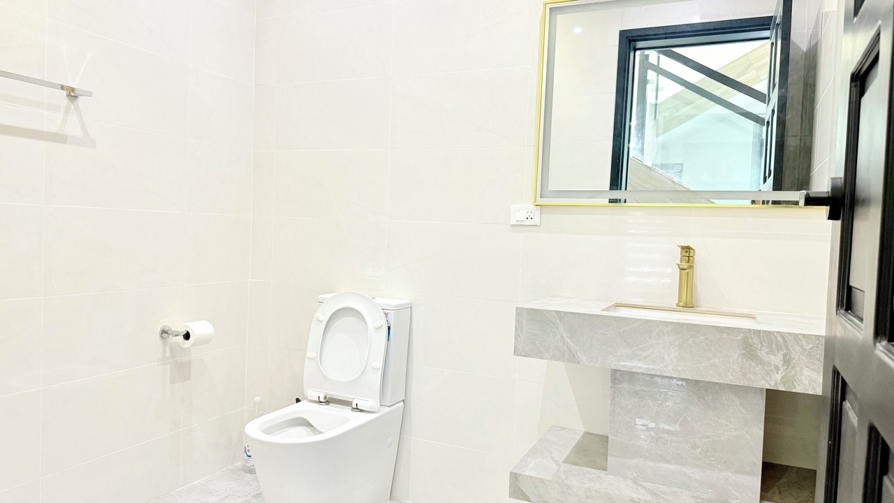 Photo of Bathroom in Wailoloa