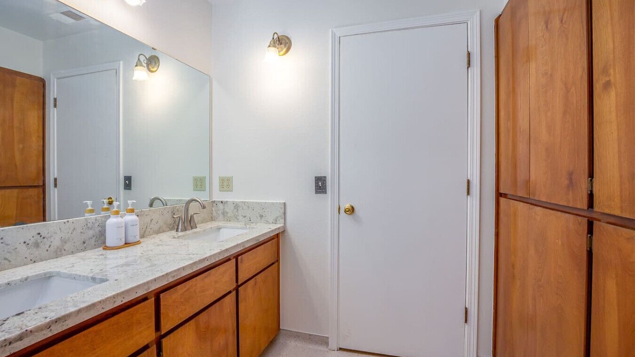 Photo of Bathroom in Kaweah
