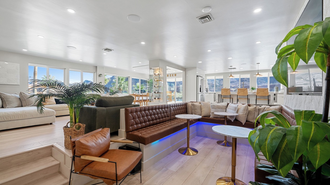 Photo of Livingroom in Parker Strip