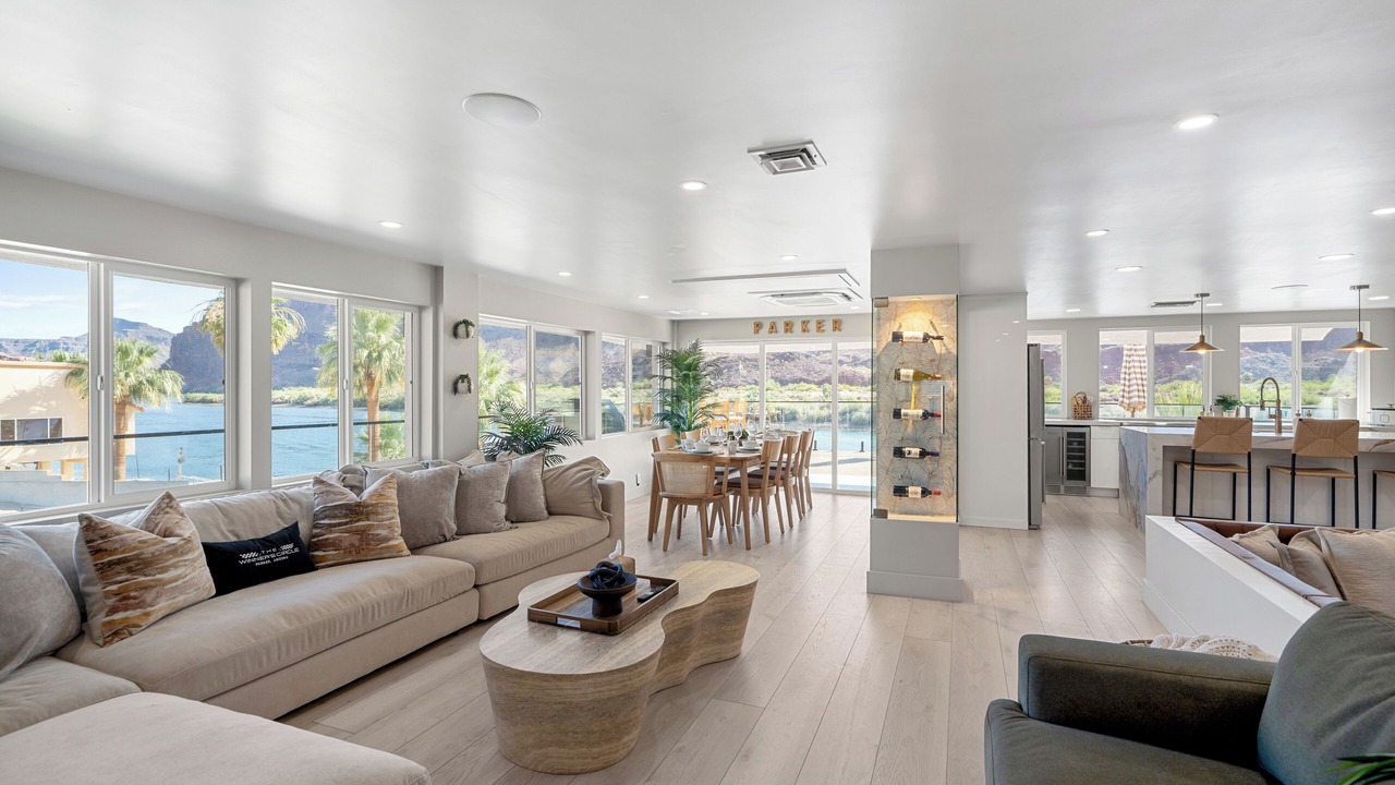 Photo of Livingroom in Parker Strip