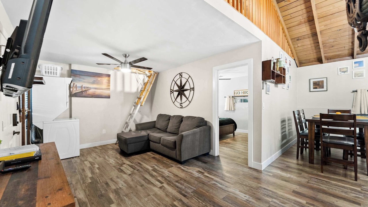 Photo of Livingroom in Julian