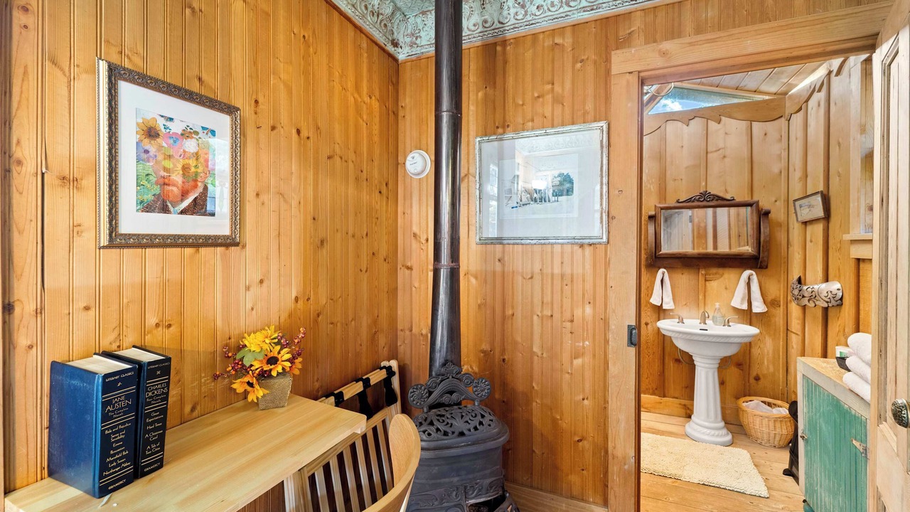 Photo of Bathroom in Julian