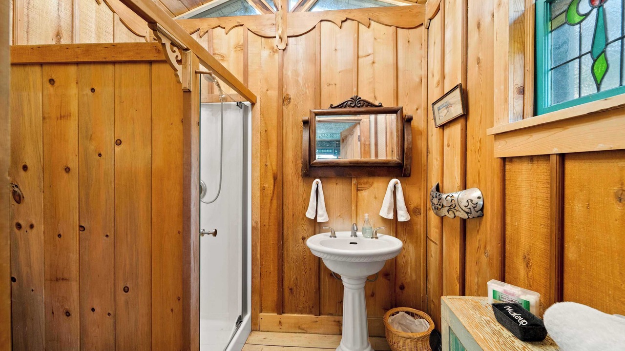 Photo of Bathroom in Julian