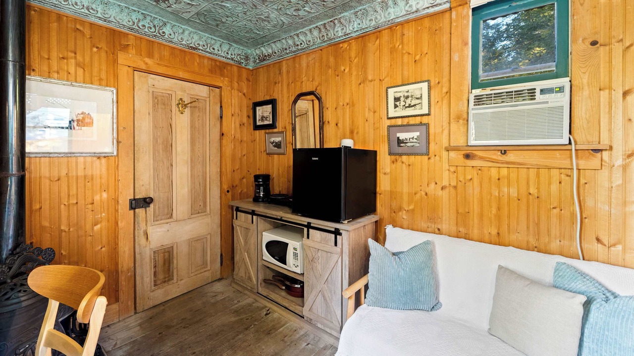 Photo of Livingroom in Julian