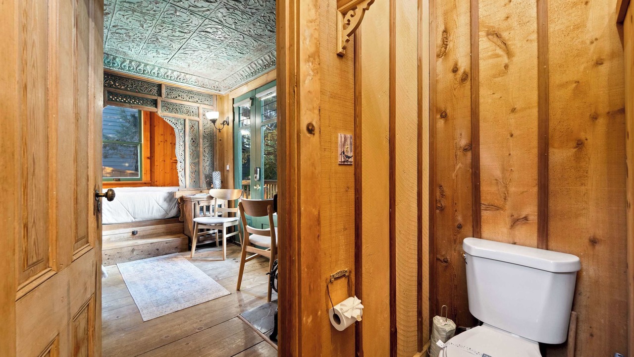 Photo of Bathroom in Julian
