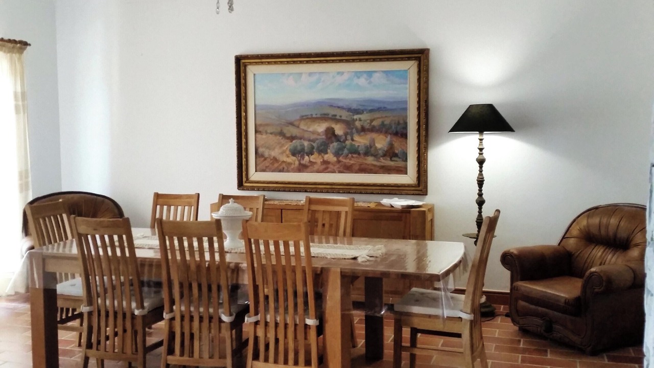 Photo of Livingroom in Alfeicao