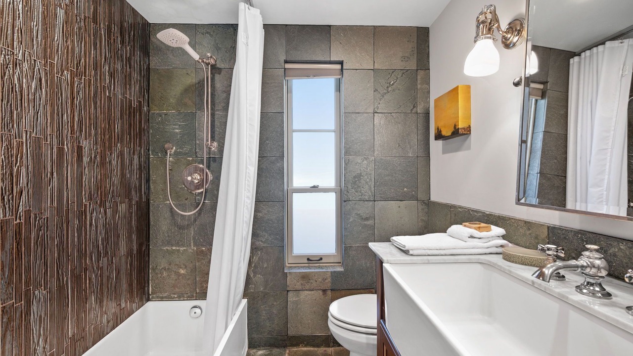 Photo of Bathroom in Tahquitz River Estates