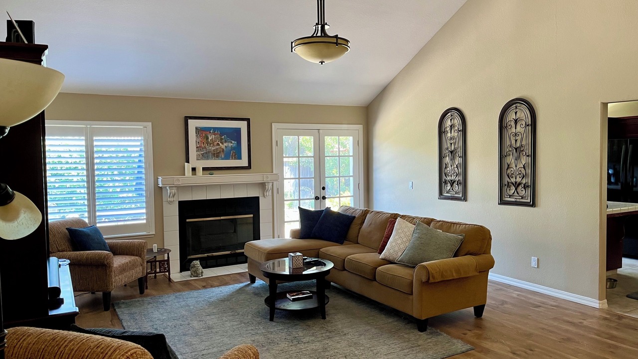 Photo of Livingroom in Raisin