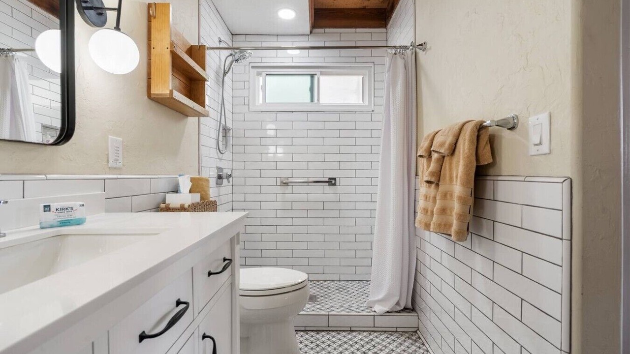 Photo of Bathroom in Mission Beach