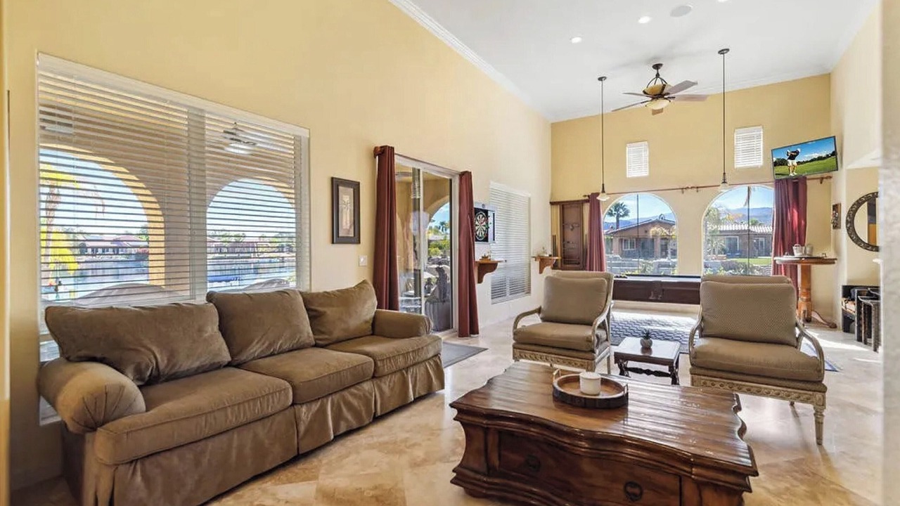 Photo of Livingroom in Rancho Mirage