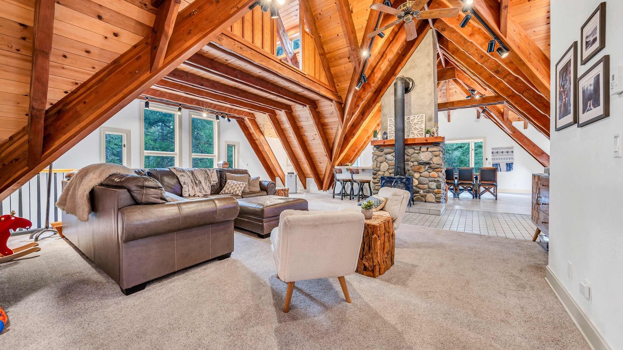 Photo of Livingroom in McKinney Estates