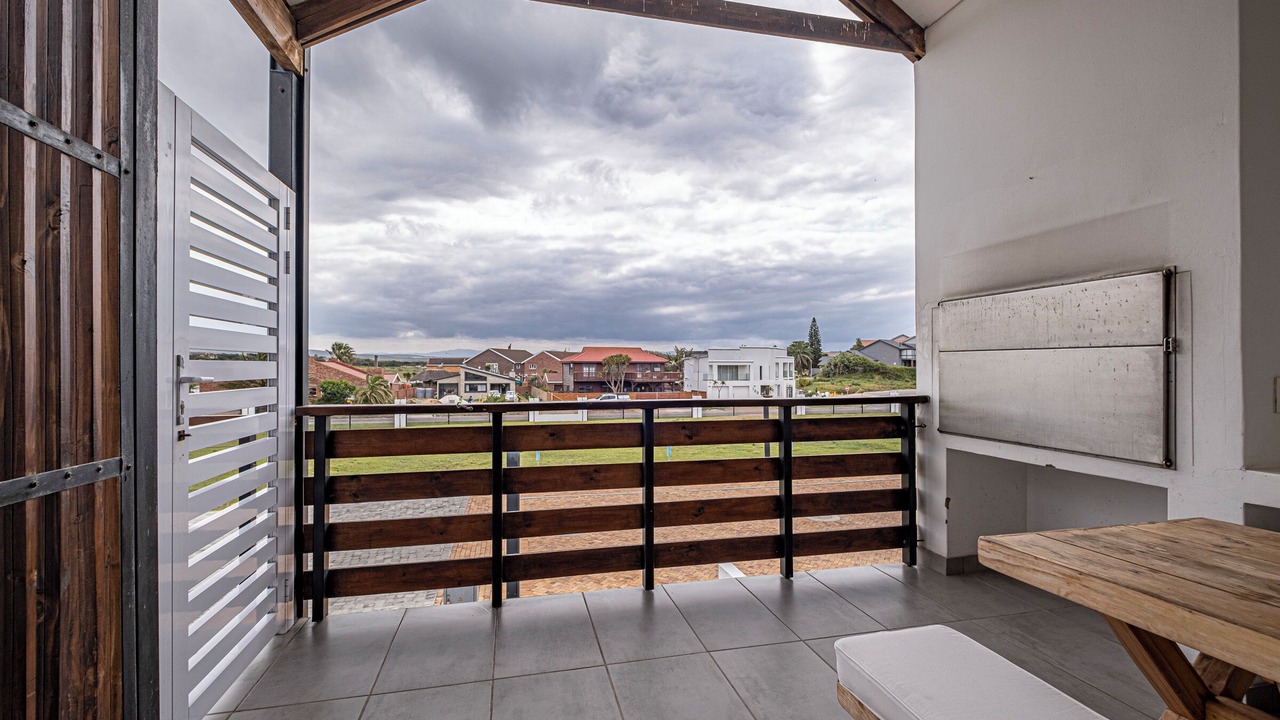 Photo of Patio Balcony in Jeffreys Bay