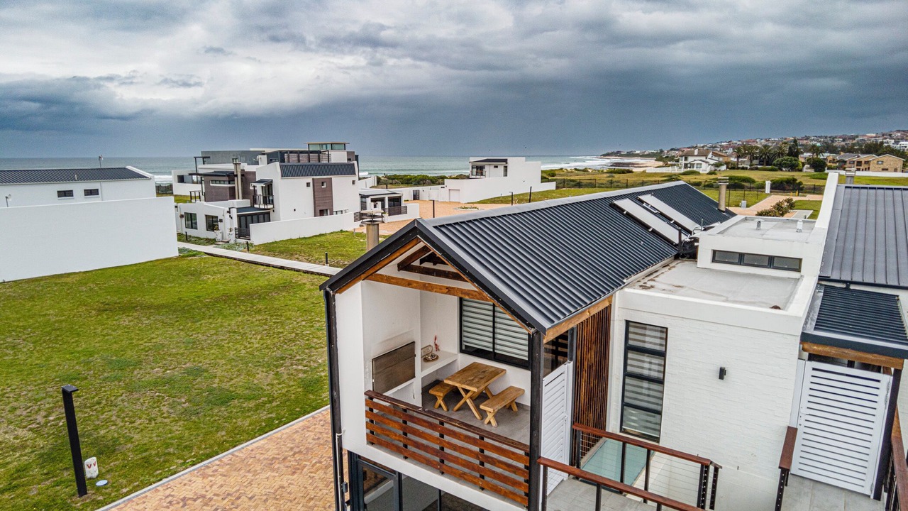 Photo of Patio Balcony in Jeffreys Bay