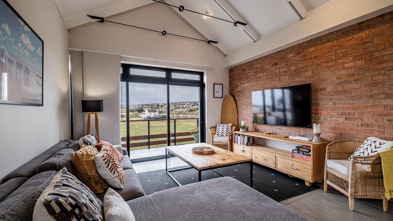 Photo of Livingroom in Jeffreys Bay