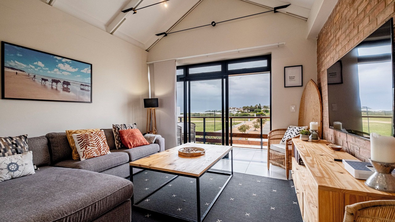 Photo of Livingroom in Jeffreys Bay