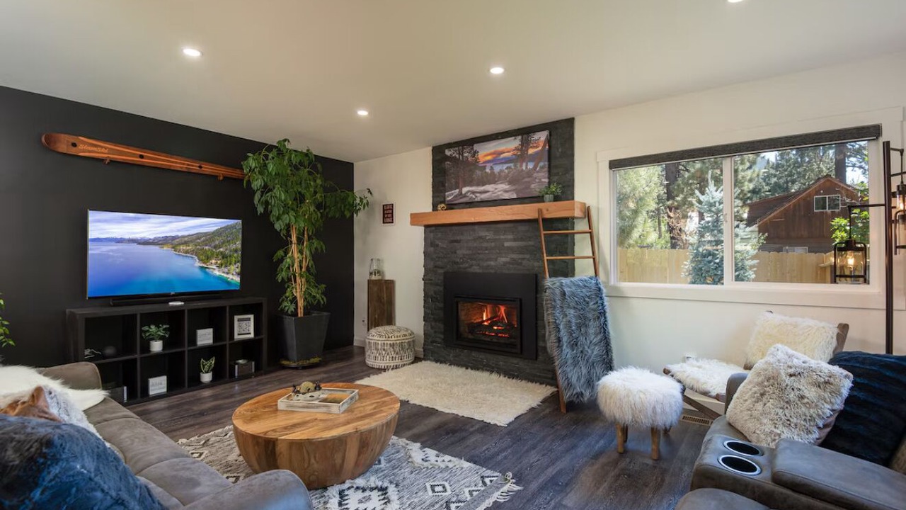 Photo of Livingroom in Lower Kingsbury