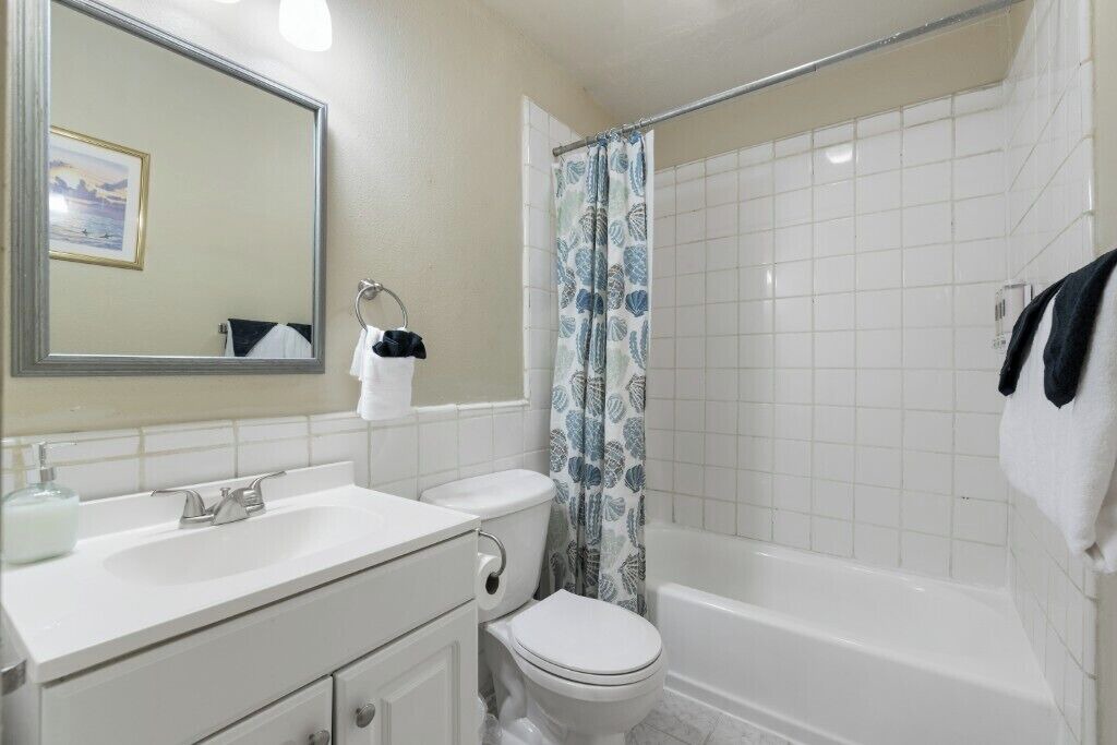 Photo of Bathroom in Tulare