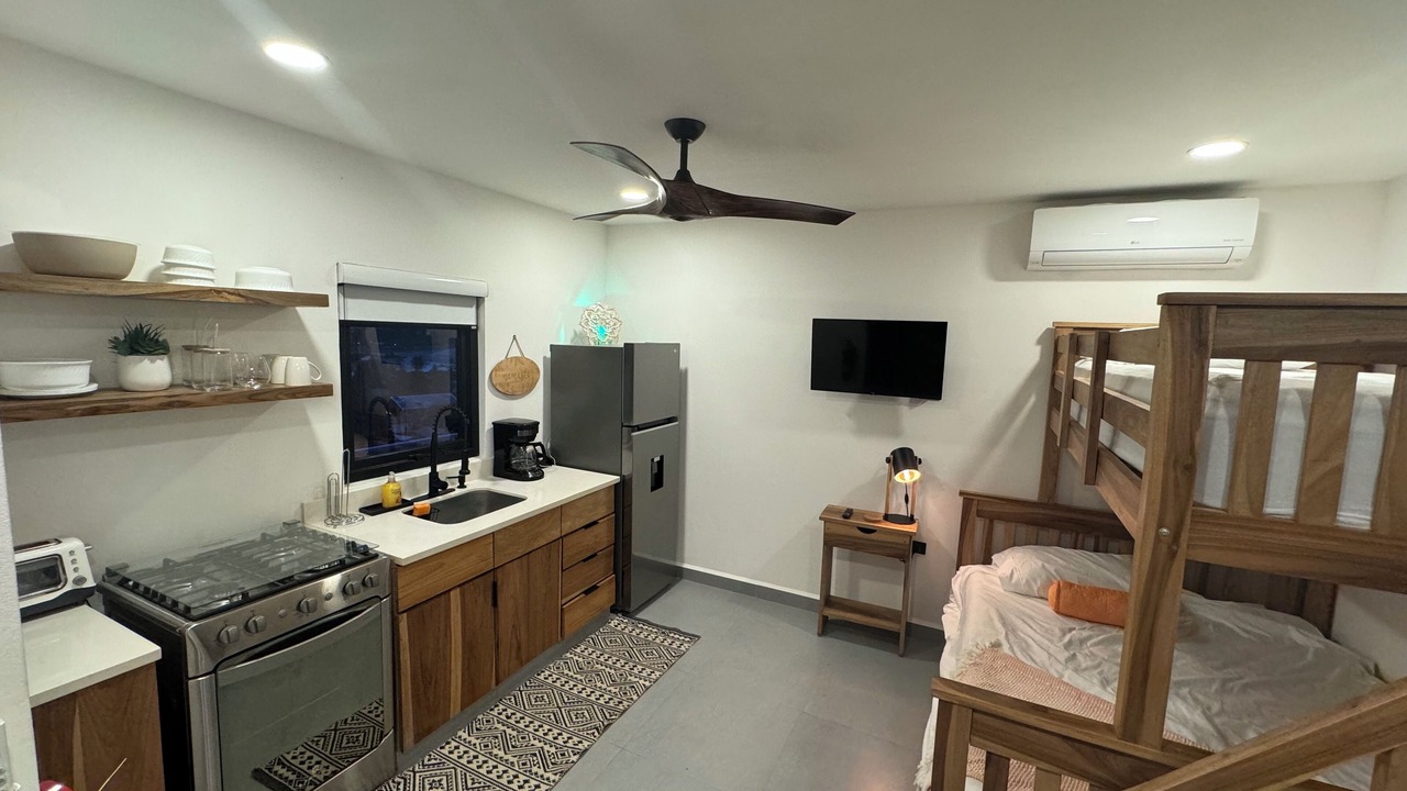 Photo of Kitchen in Pacific Marlin