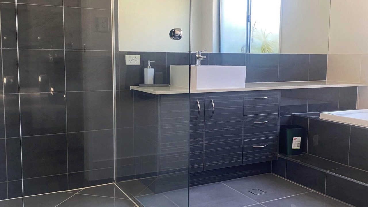 Photo of Bathroom in Banksia Beach