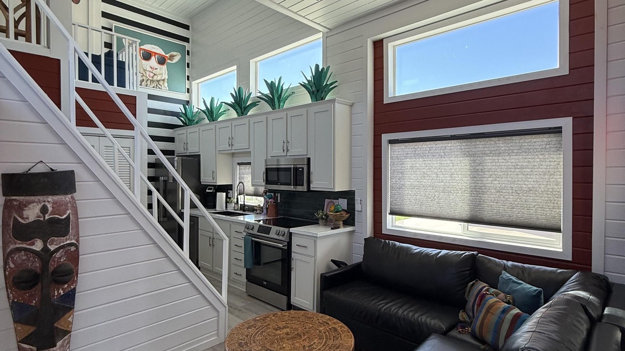 Photo of Livingroom in Parker Strip