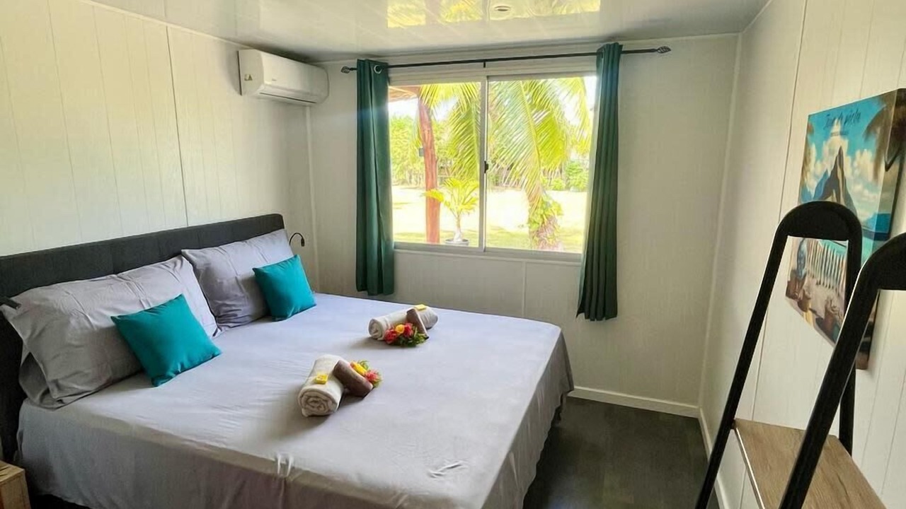 Photo of Bedroom in Ha'apiti